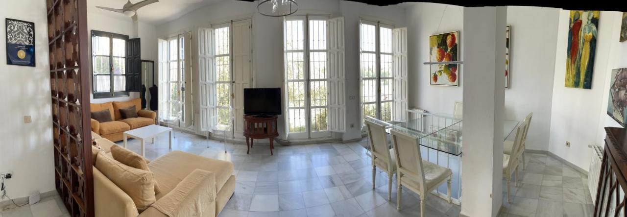 Casas De Sevilla - Puente De Triana Siviglia